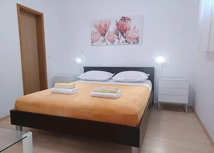 Mg Ravlic Apartment Makarska