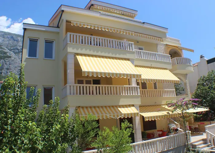 Apartment Mg Ravlic Makarska