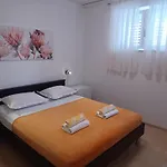 Mg Ravlic Apartment