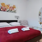 Mg Ravlic Apartament *