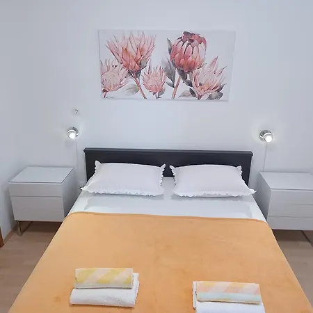 Mg Ravlic Apartman *