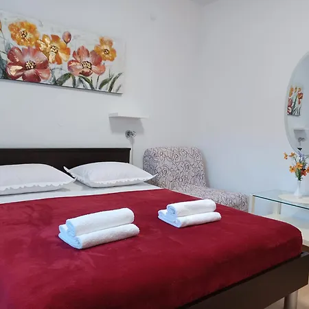 Mg Ravlic Apartman *