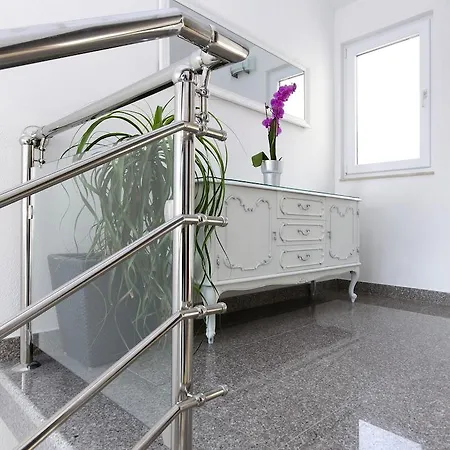 Mg Ravlic Appartement Makarska