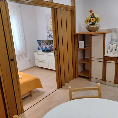 Daire Mg Ravlic Makarska